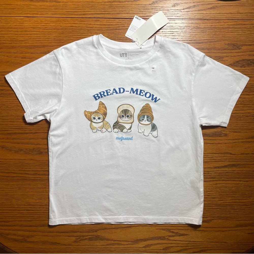 Mofusand Uniqlo White Graphic Short Sleeve T shirt